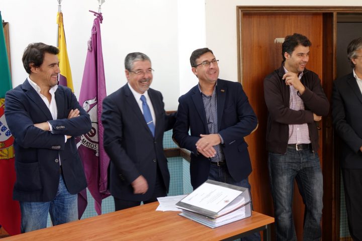 consigano muros e suportes 55